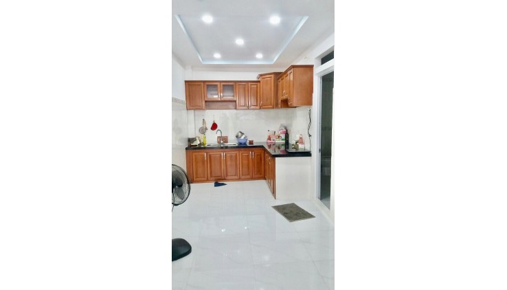 Bán nhà 4 tầng, 48m², 5PN, 5WC, Lê Đình Cẩn, Tân Tạo, Bình Tân - 5.2 tỷ